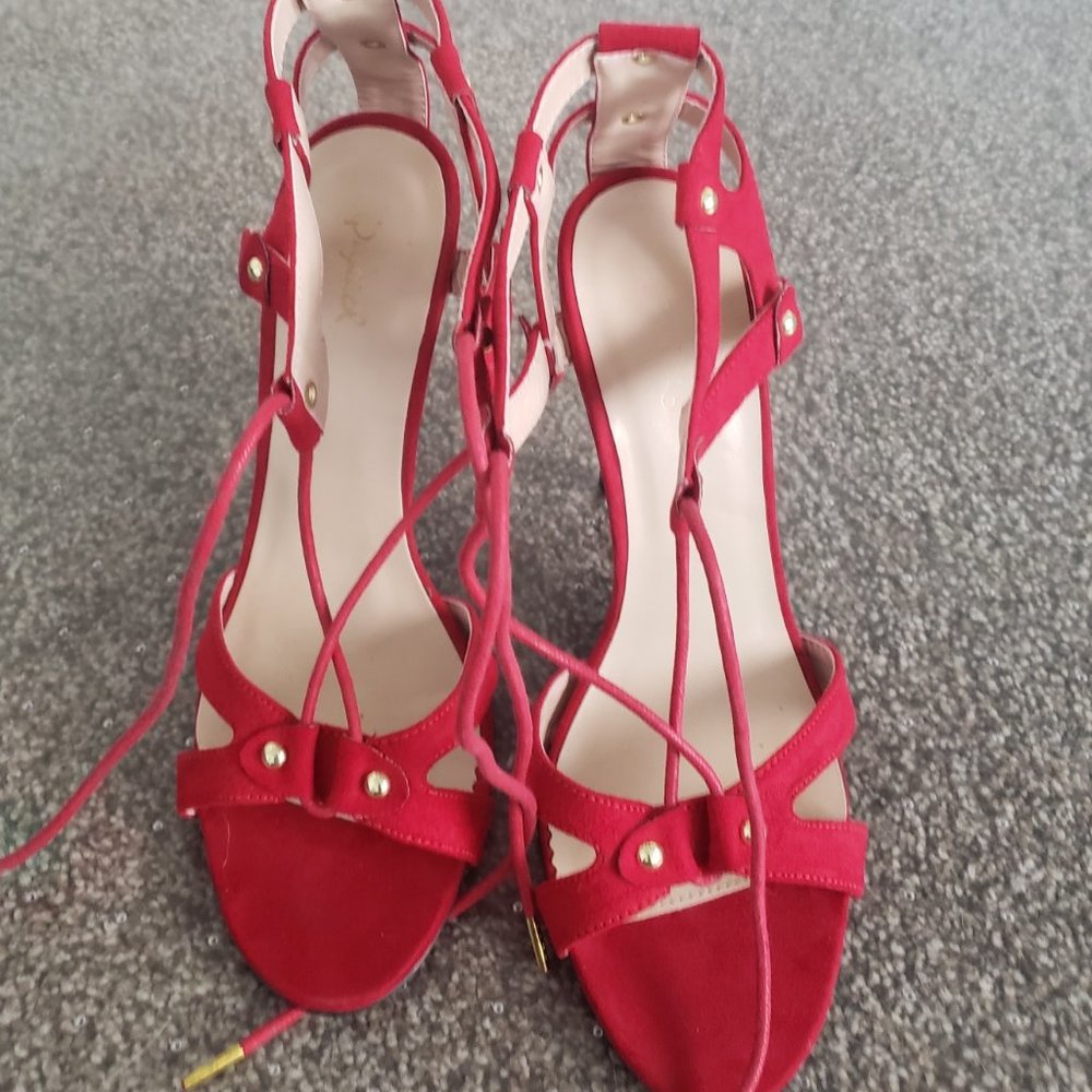 Qupid Heels Red and Black and Gold Nine West Bundle - Picture 4 of 15